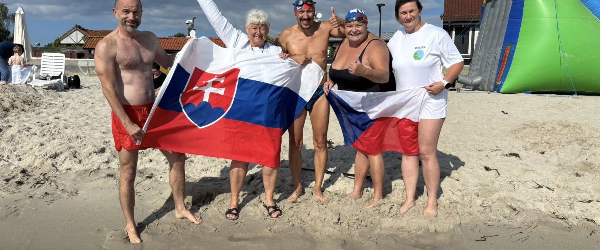 1. slovensko-česká štafeta cez Puckú zátoku